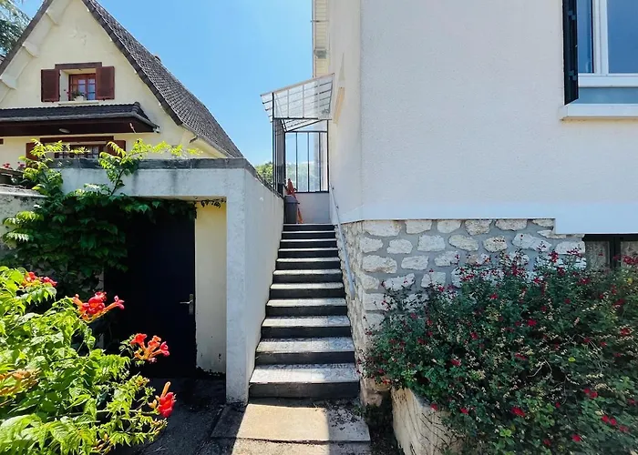 Holiday home Coin De Paradis Boutigny-sur-Essonne